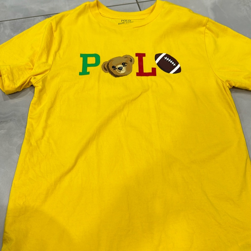 Ten polo bear
